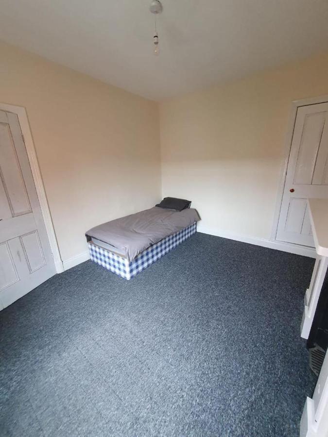 2 Bedroom House - Hopefield Road 莱切斯特 外观 照片