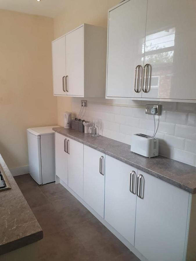 2 Bedroom House - Hopefield Road 莱切斯特 外观 照片