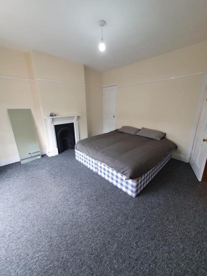 2 Bedroom House - Hopefield Road 莱切斯特 外观 照片